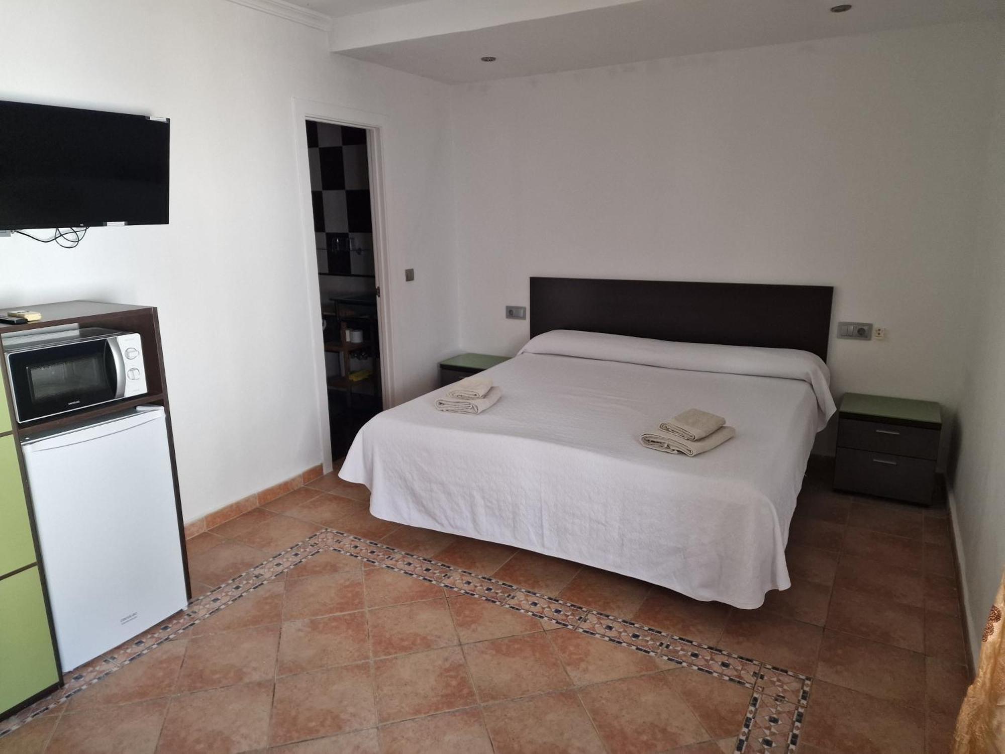 Habitaciones Miramar โบโลเนีย ภายนอก รูปภาพ
